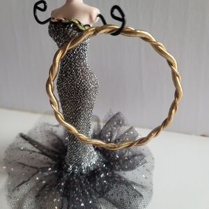 Twisted Bangle Bracelet 7 1/2" 14K Gold Plated Vintage